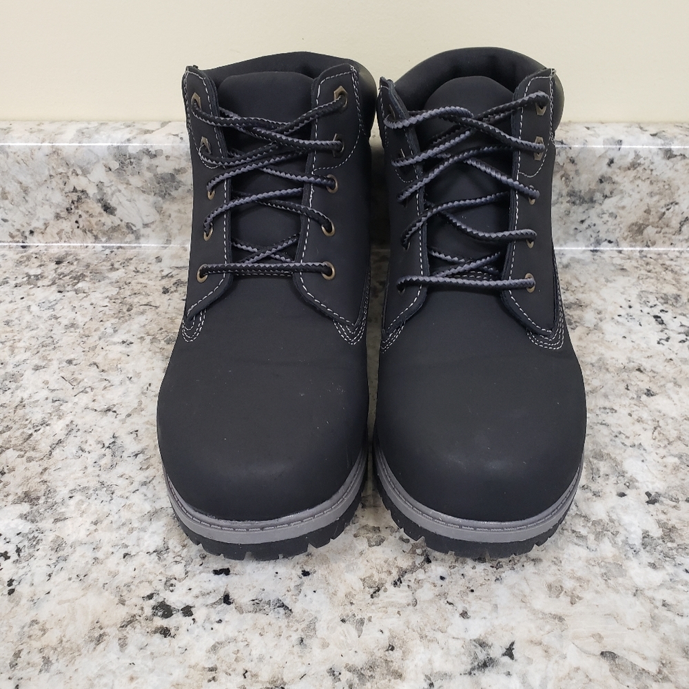 Wonder Nation Boys Boots Black Lace Up Non Marking Sole Boots Size 4 - Picture 9 of 10